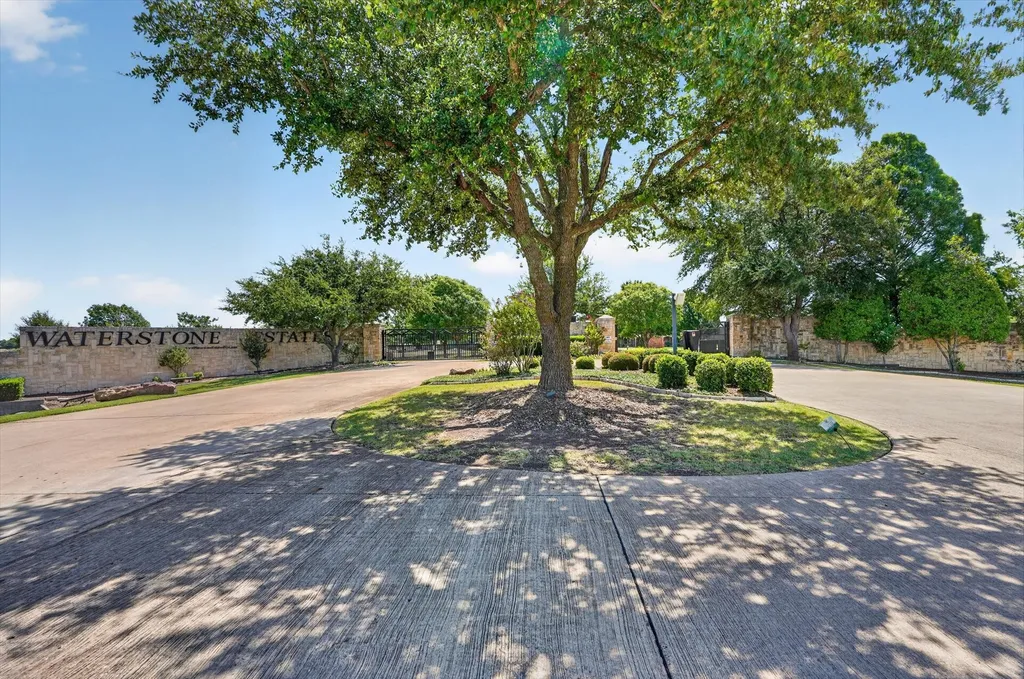 4227 Waterstone Estates Drive Mckinney TX 75071