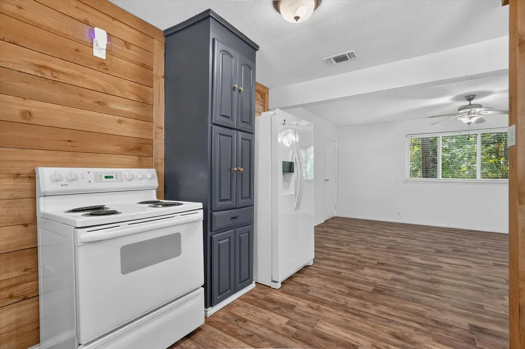 186 Garnet Road Springtown TX 76082