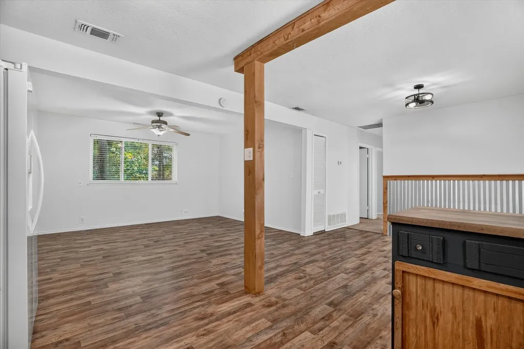 186 Garnet Road Springtown TX 76082