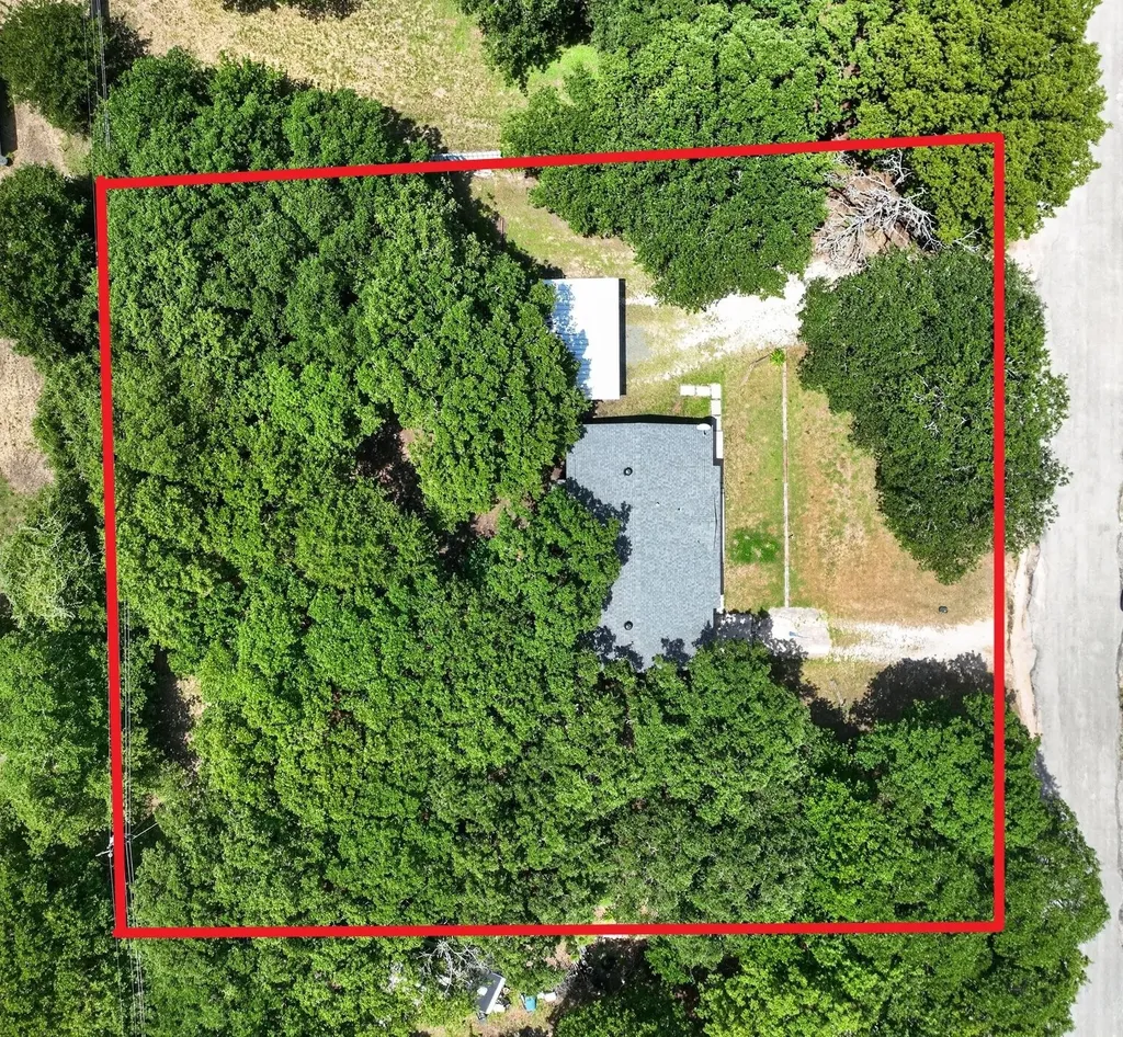 186 Garnet Road Springtown TX 76082