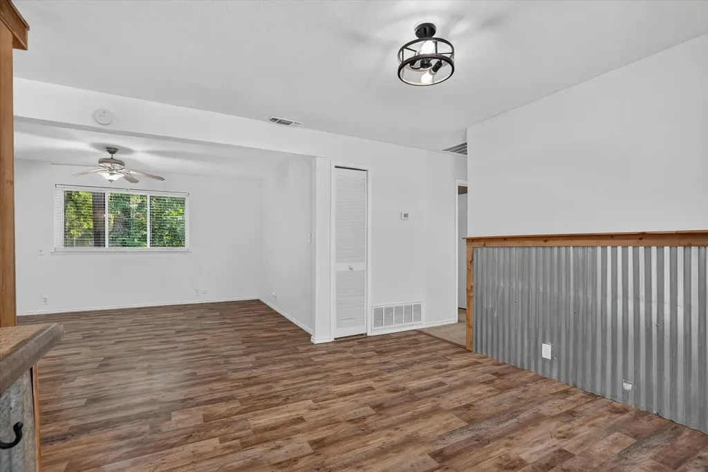 186 Garnet Road Springtown TX 76082