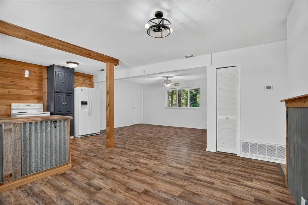 186 Garnet Road Springtown TX 76082