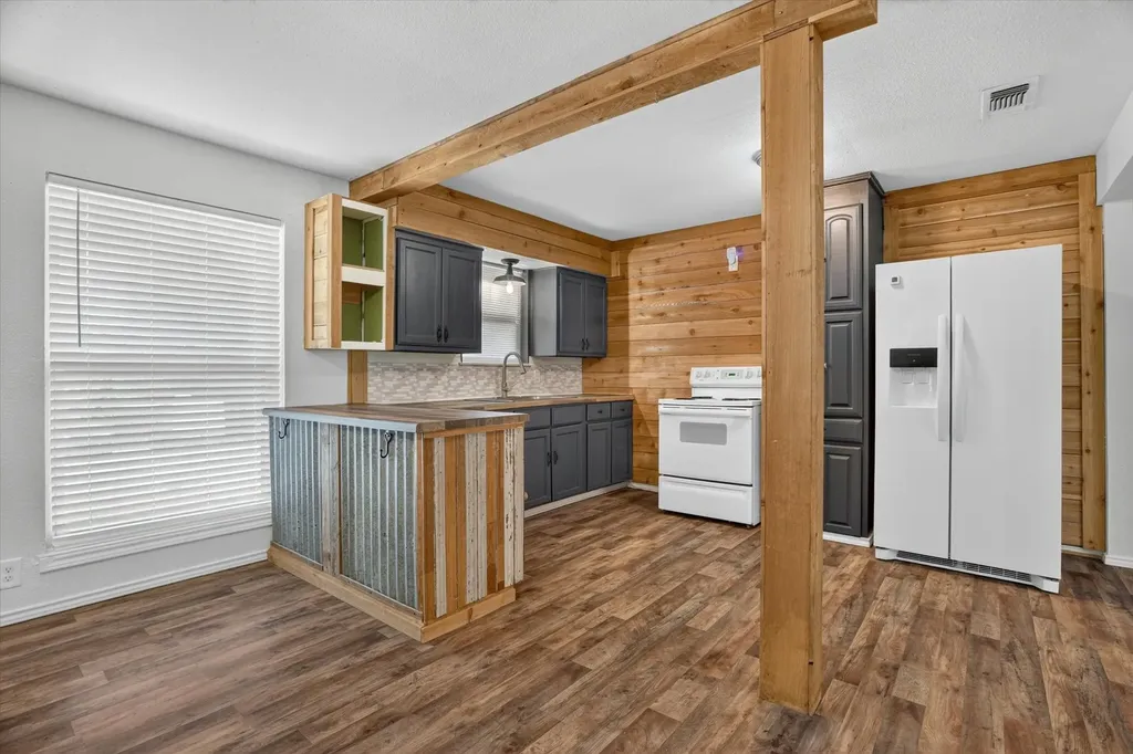 186 Garnet Road Springtown TX 76082
