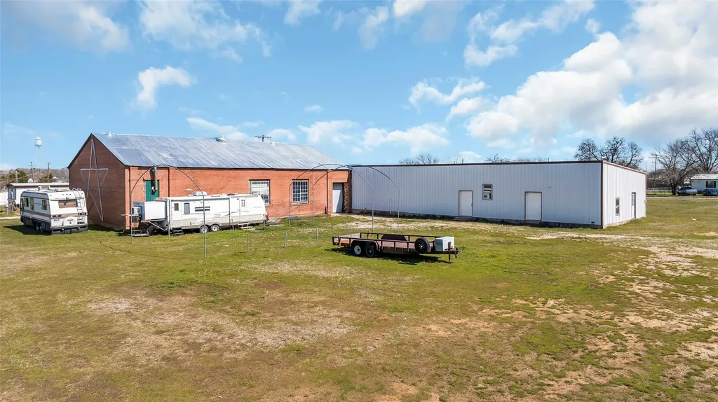 121 Davis St. Corner Wilson OK 73463