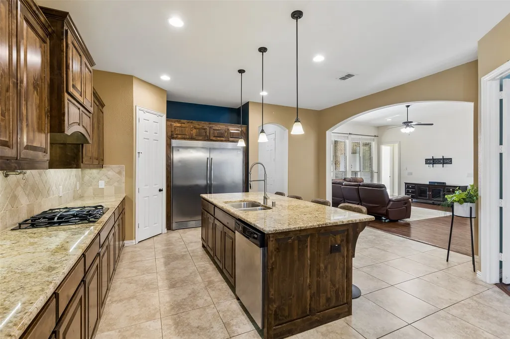 7705 Glenmere Trail Sachse TX 75048