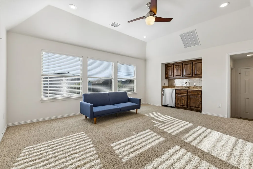 7705 Glenmere Trail Sachse TX 75048