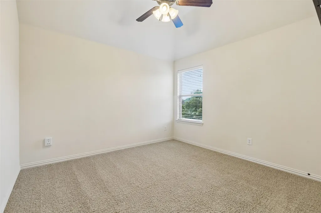 7705 Glenmere Trail Sachse TX 75048