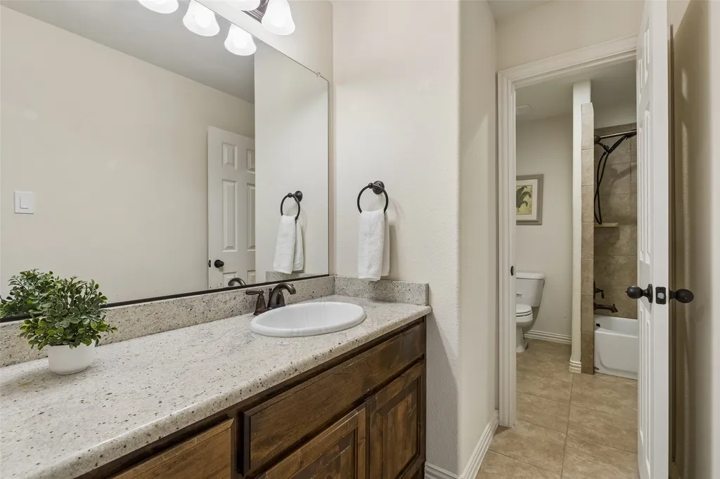 7705 Glenmere Trail Sachse TX 75048