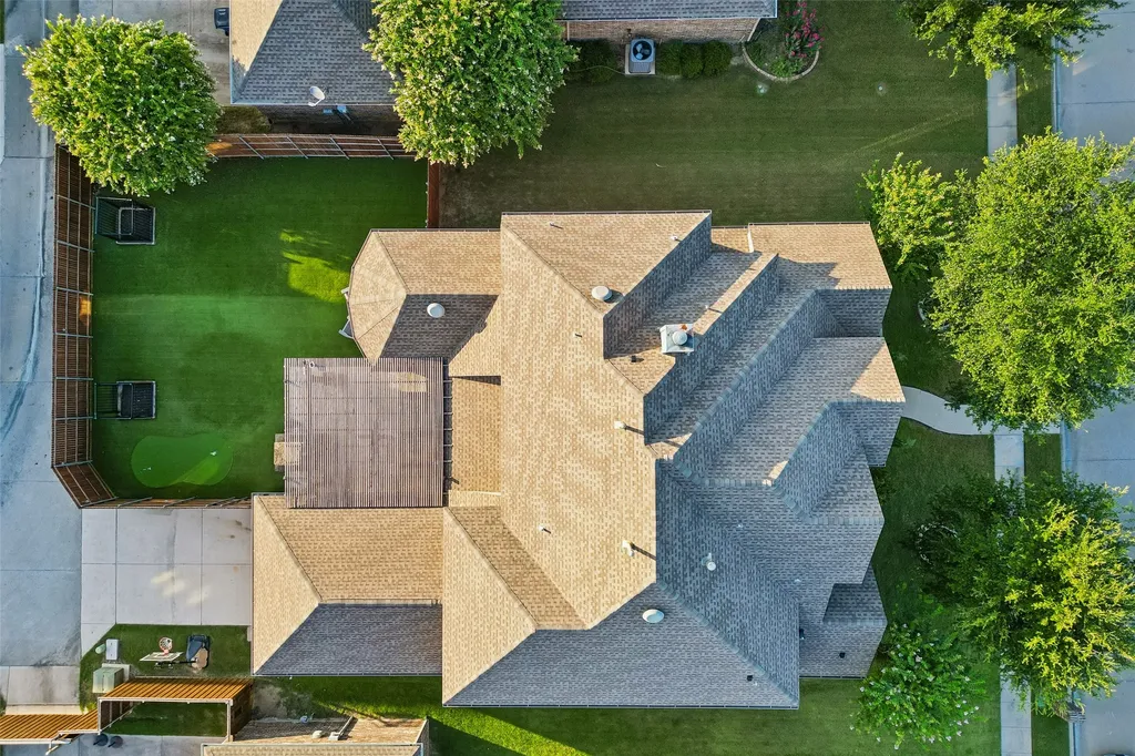7705 Glenmere Trail Sachse TX 75048