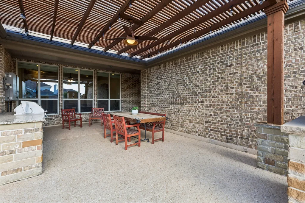 7705 Glenmere Trail Sachse TX 75048
