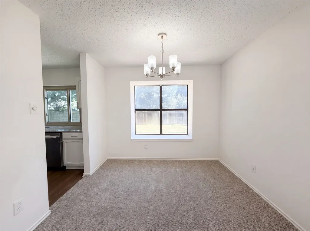 220 Creekwood Lane Fort Worth TX 76134