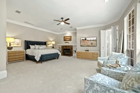 5227 Lincolnshire Court Dallas TX 75287