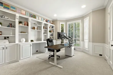 5227 Lincolnshire Court Dallas TX 75287