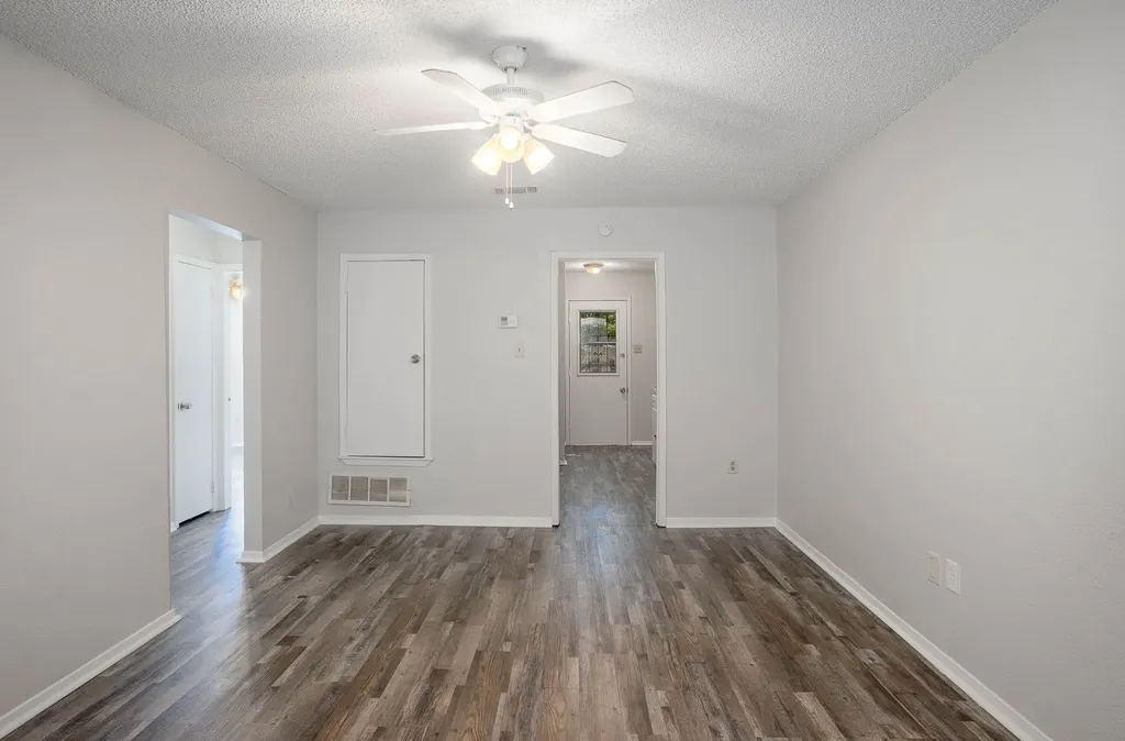 1216 E Baltimore Avenue Fort Worth TX 76104