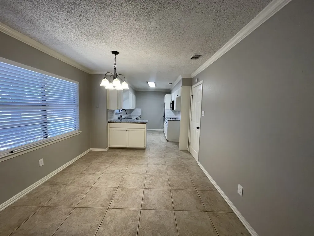 3502 Leighton Drive Arlington TX 76015