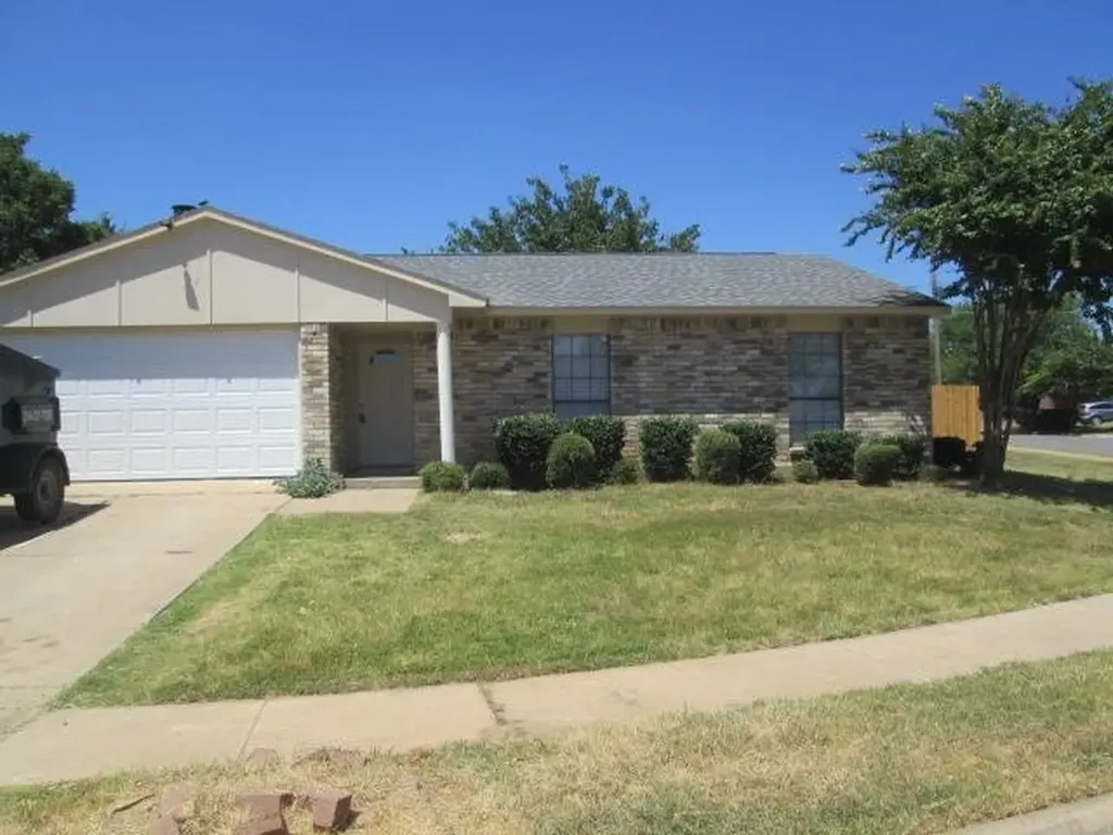 6329 Sunrise Drive North Richland Hills TX 76182
