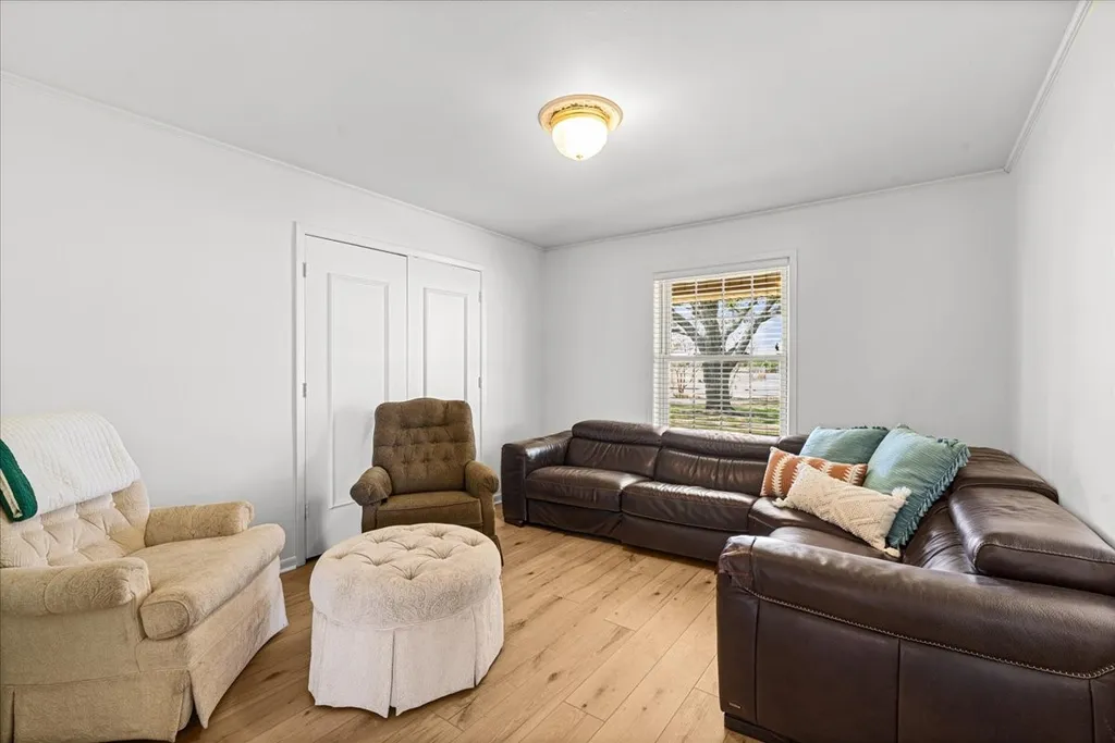 1642 NW County Road 1040 Corsicana TX 75110