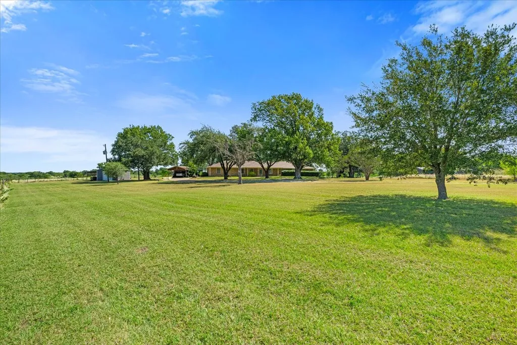 1642 NW County Road 1040 Corsicana TX 75110