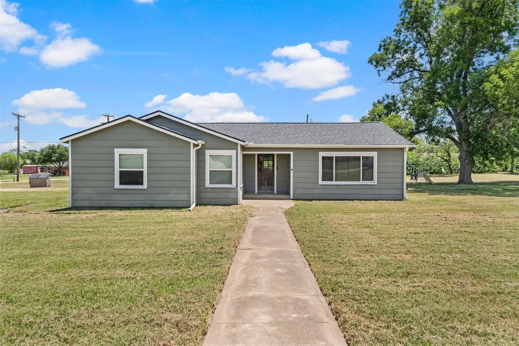 332 Illinois China Spring TX 76633