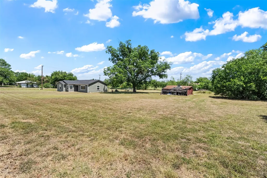 332 Illinois China Spring TX 76633