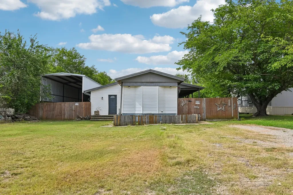 1428 Sheri Lane N Pelican Bay TX 76020