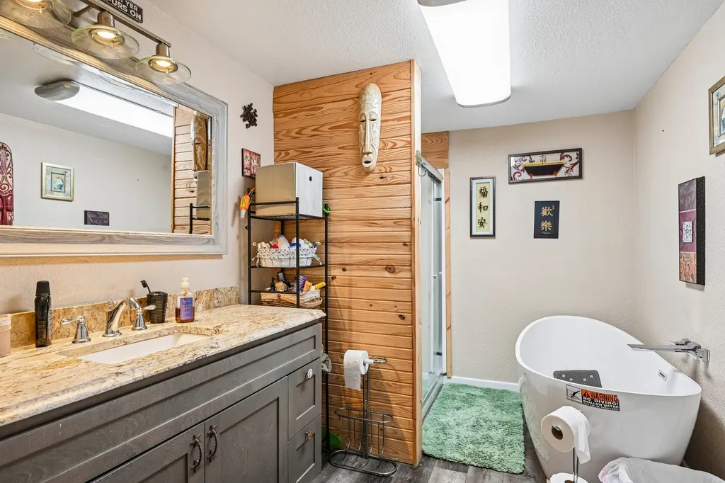 1428 Sheri Lane N Pelican Bay TX 76020