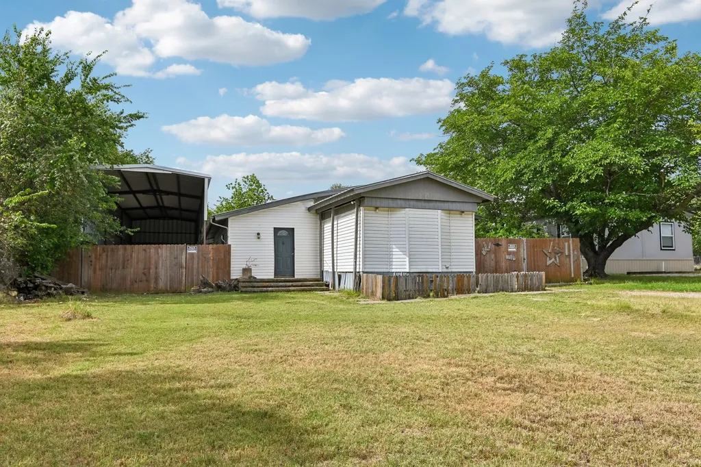 1428 Sheri Lane N Pelican Bay TX 76020