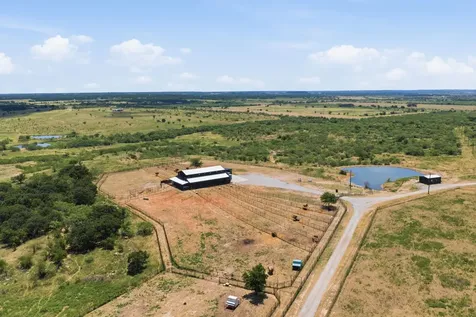 196 Story Road Perrin TX 76486