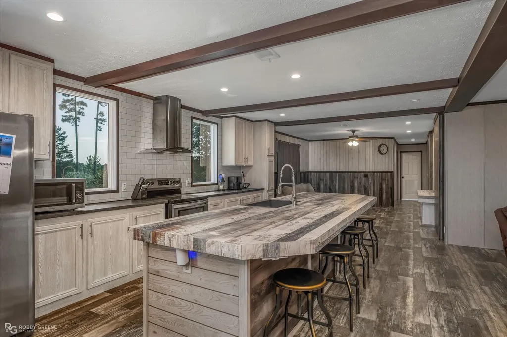 191 Padgett Road Benton LA 71006
