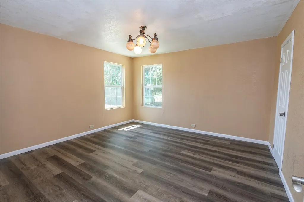 304 Jack Grace Hill Road Bowie TX 76230