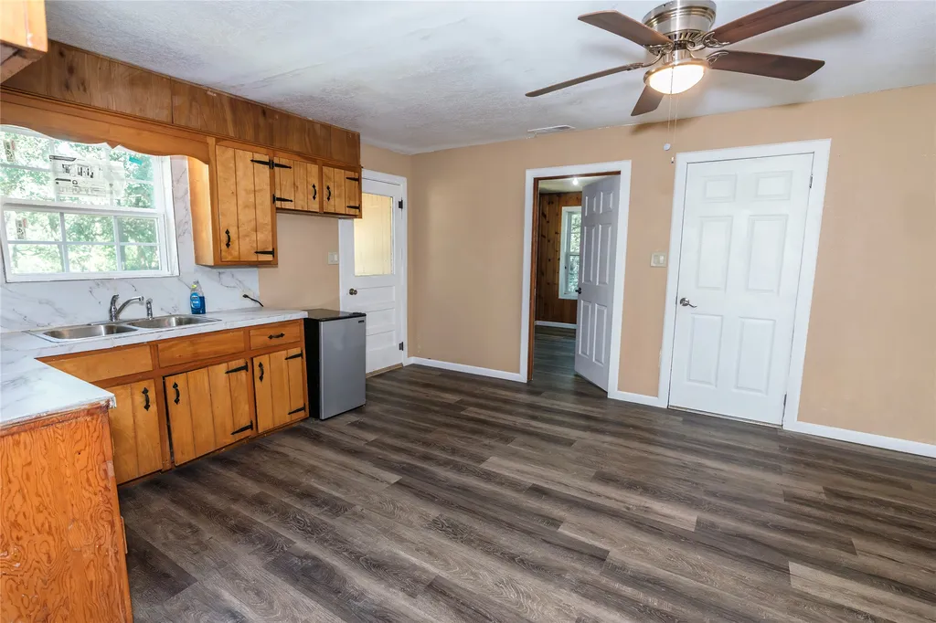 304 Jack Grace Hill Road Bowie TX 76230