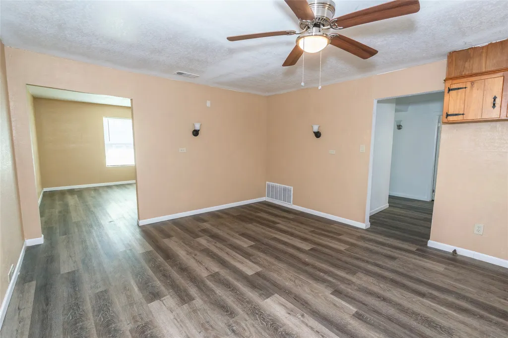 304 Jack Grace Hill Road Bowie TX 76230