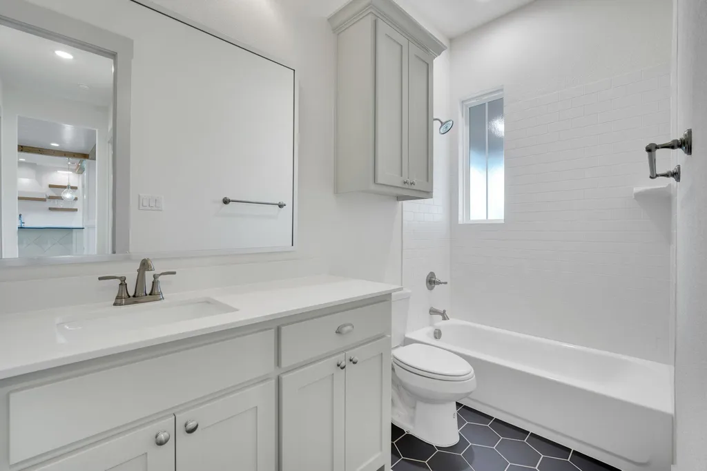140 Farish Lane Waxahachie TX 75167