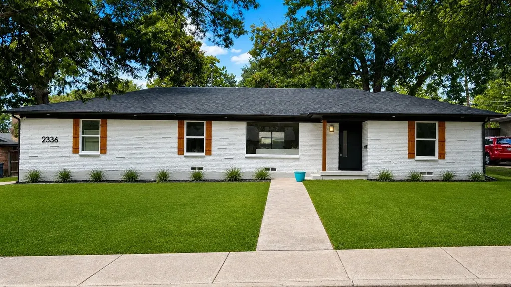 2336 Fenestra Drive Dallas TX 75228
