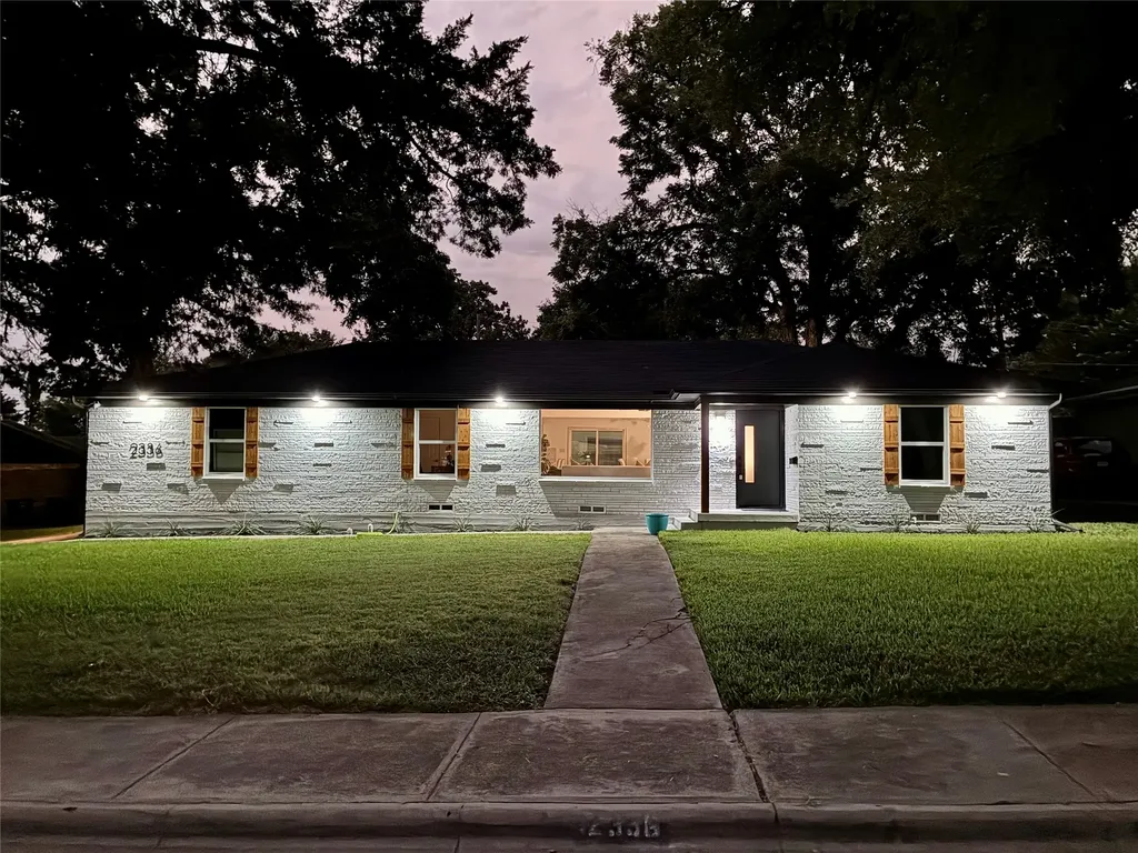 2336 Fenestra Drive Dallas TX 75228