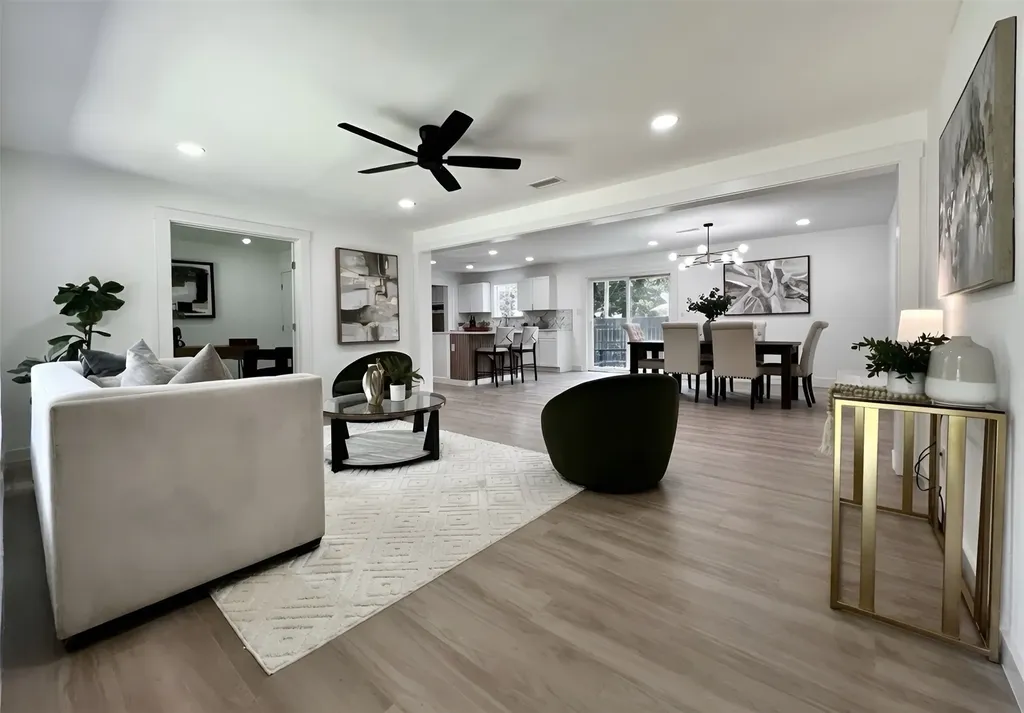 2336 Fenestra Drive Dallas TX 75228