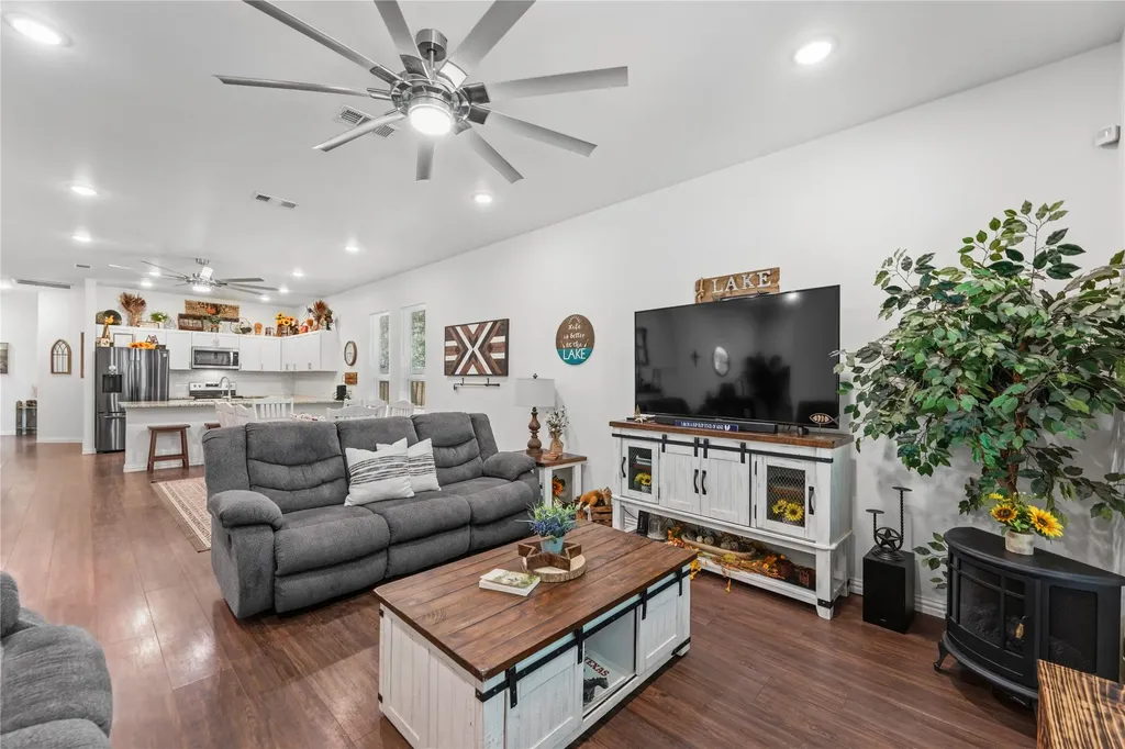 6156 Inca Drive Mabank TX 75156