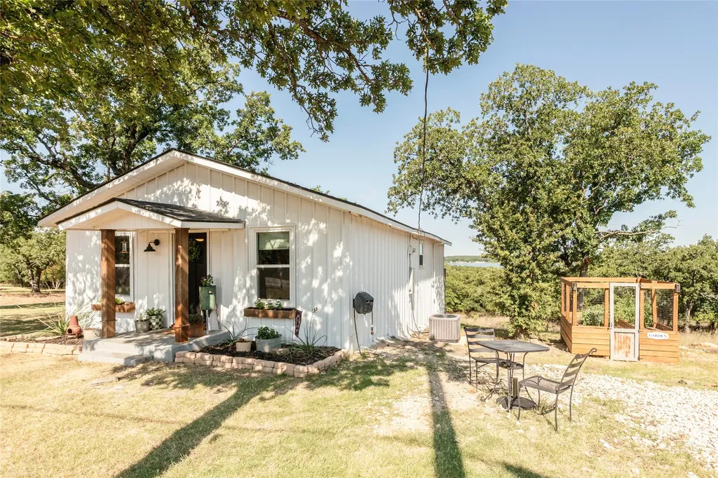 375 Nocona Drive Nocona TX 76255