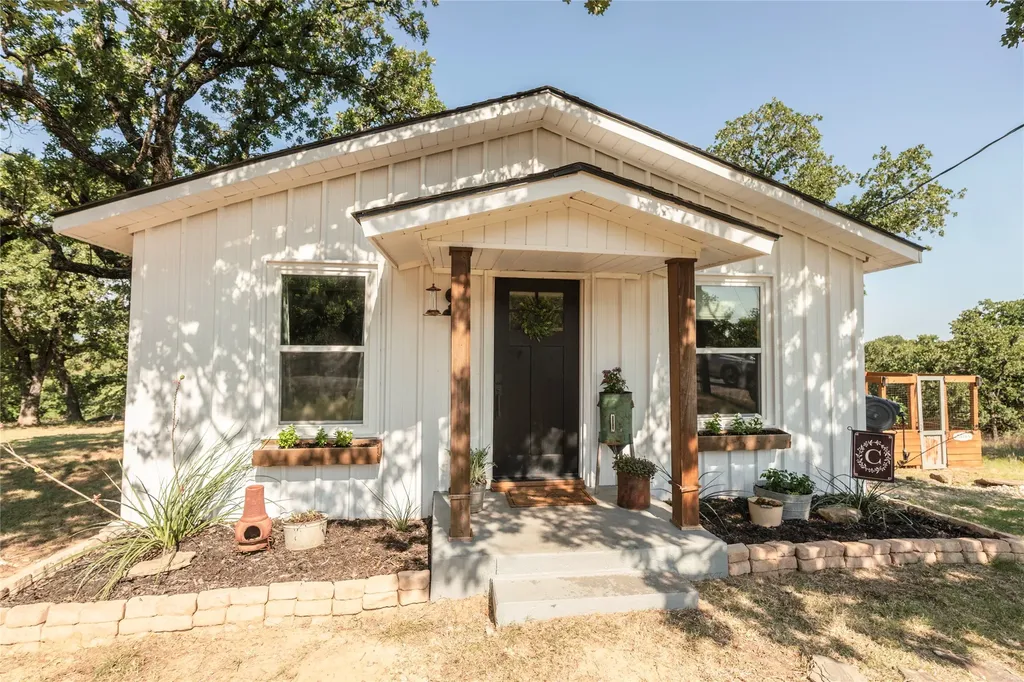 375 Nocona Drive Nocona TX 76255
