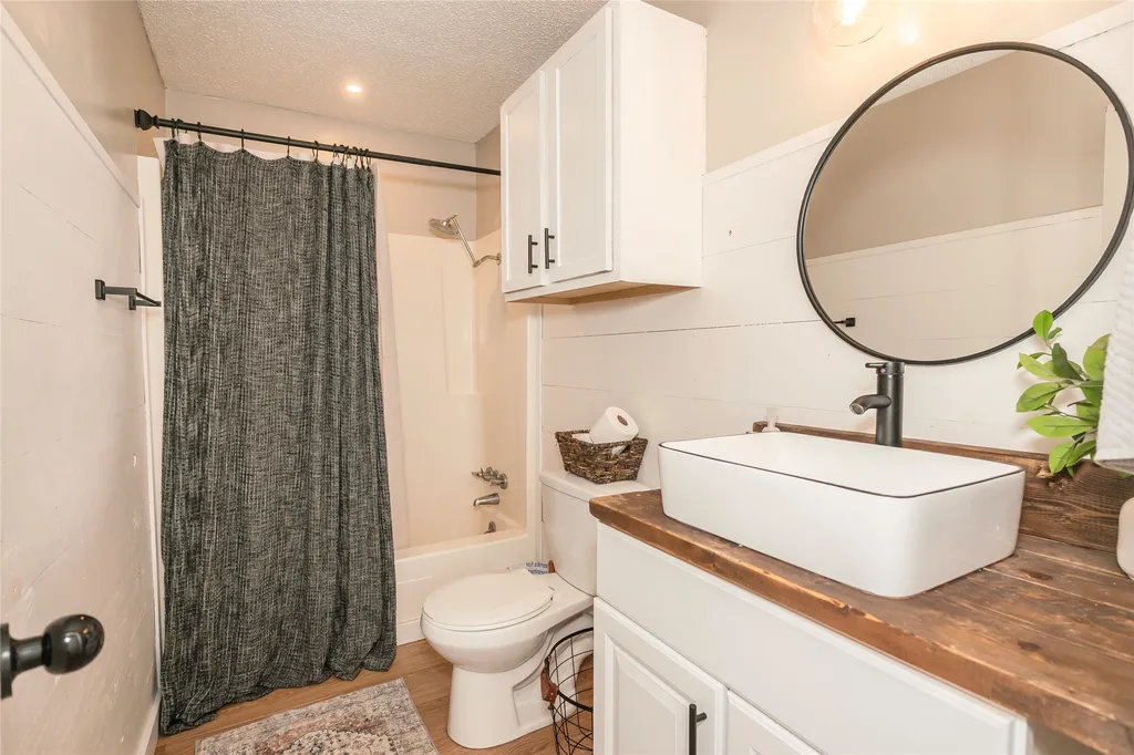375 Nocona Drive Nocona TX 76255