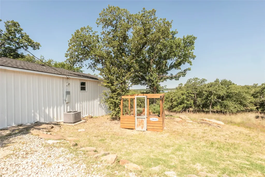 375 Nocona Drive Nocona TX 76255