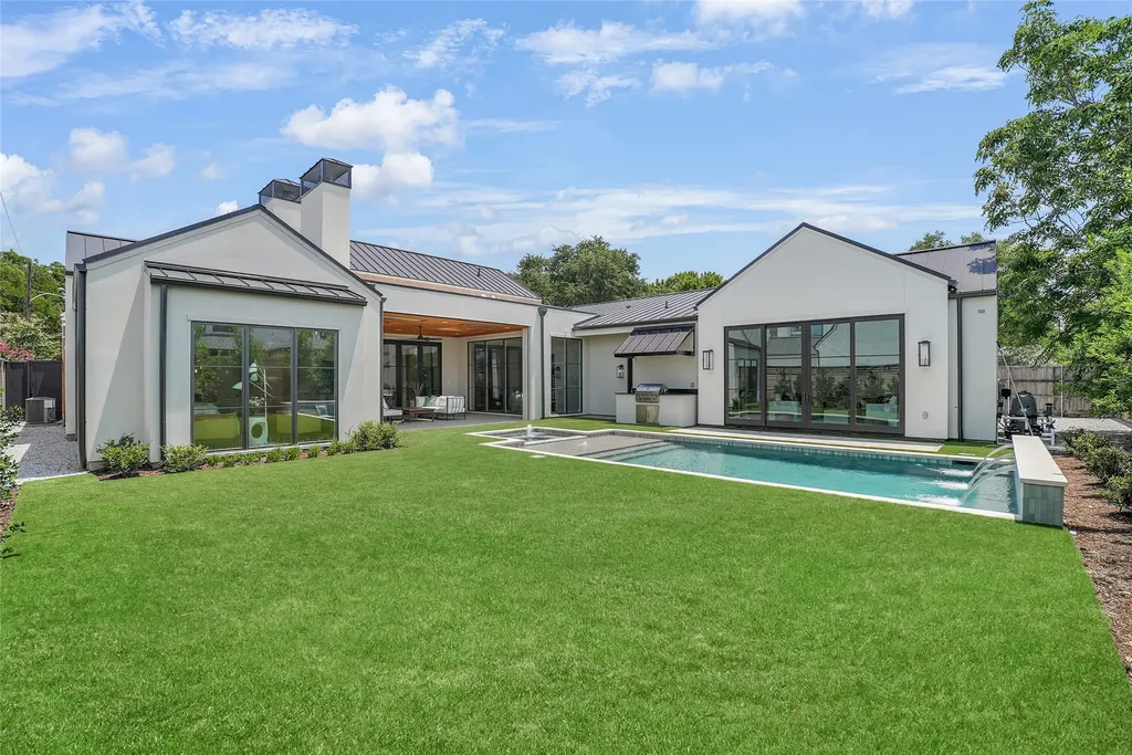 6923 Robin Road Dallas TX 75209