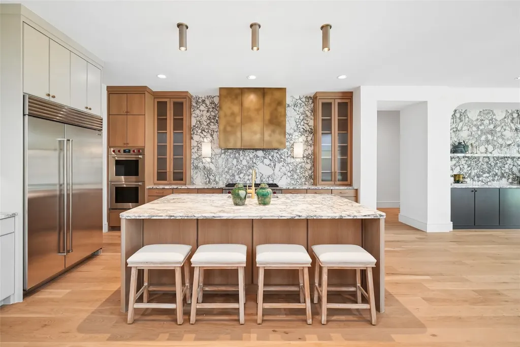 6923 Robin Road Dallas TX 75209