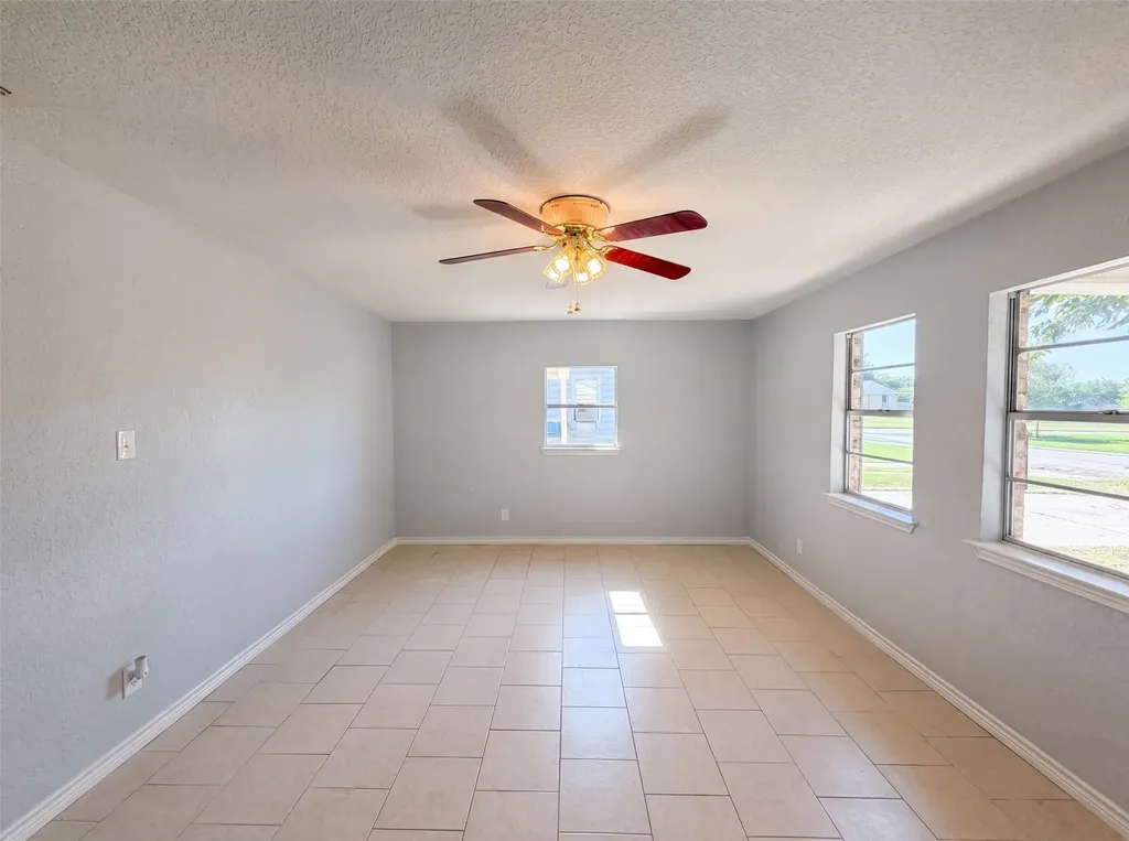 502 Jennings Street Nocona TX 76255