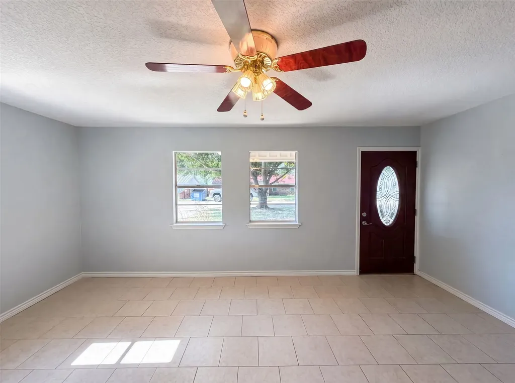 502 Jennings Street Nocona TX 76255