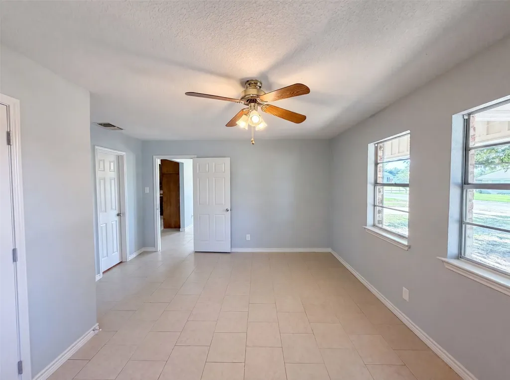 502 Jennings Street Nocona TX 76255