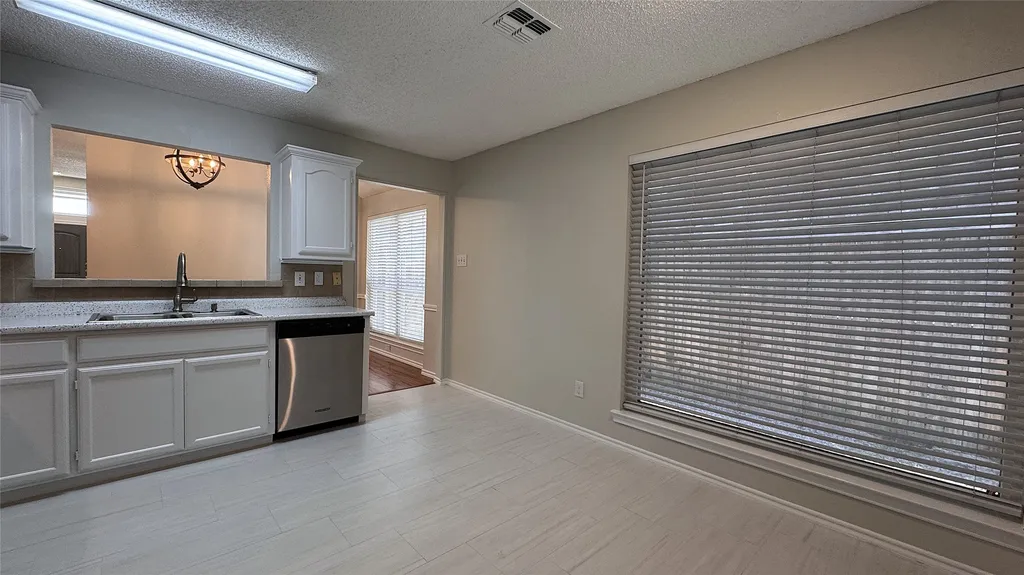 3223 Renaissance Drive Dallas TX 75287