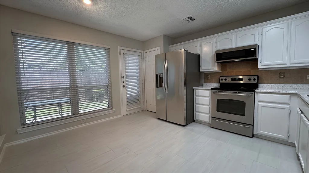 3223 Renaissance Drive Dallas TX 75287