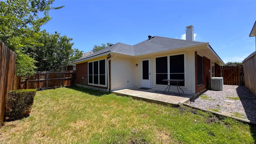 3223 Renaissance Drive Dallas TX 75287
