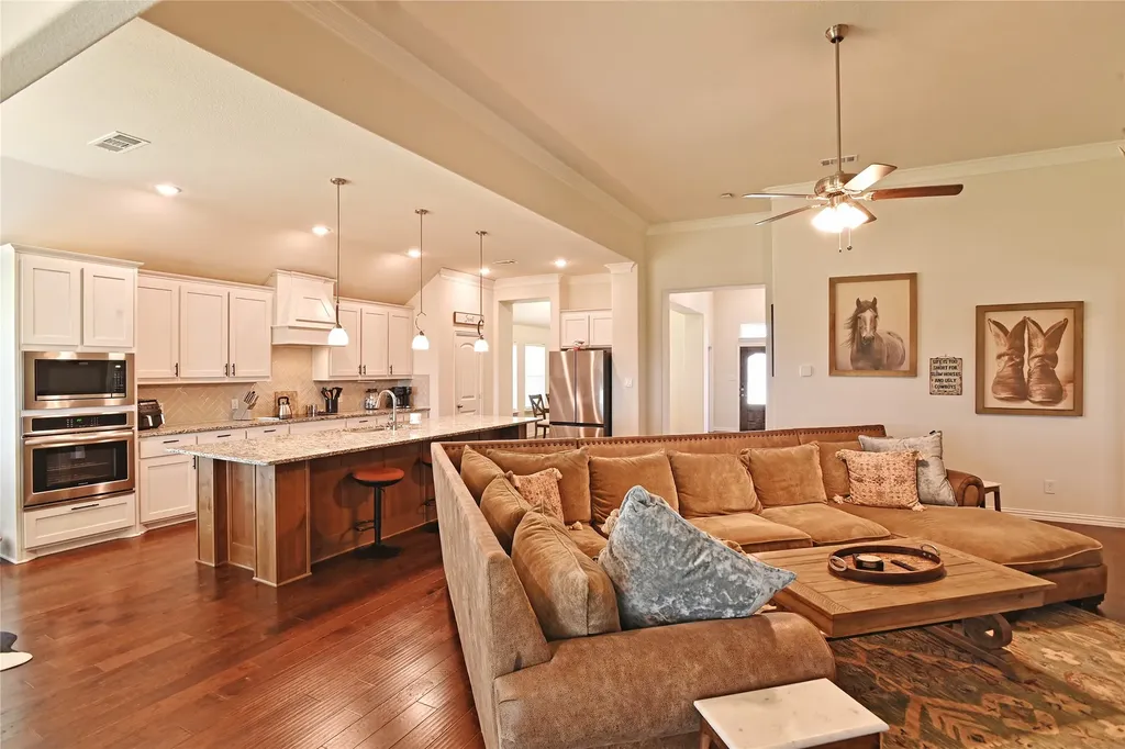 7409 Autumn Grove Lane Ponder TX 76259